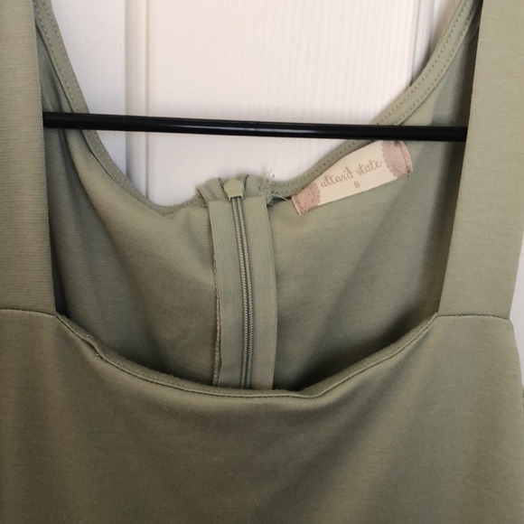 Altar’d State Sage Green Short Dress, Structured and gathered waist EUC small - Picture 5 of 16